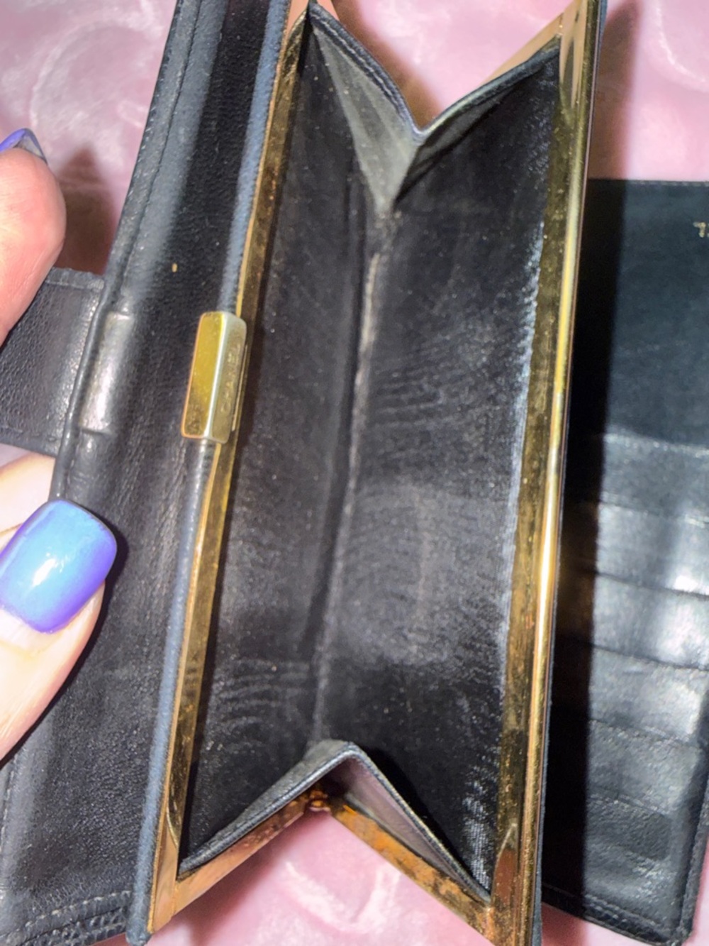 Authenticated CHANEL Black Caviar Leather Long Card Holder with Embossed CC - Picture 10 of 12